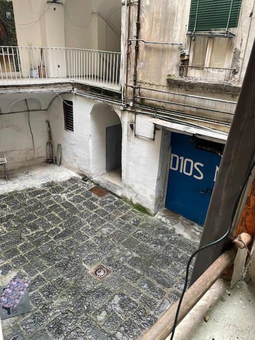 Emyesabi Apartman Nápoly Kültér fotó
